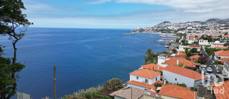 Casa T3 em Funchal (Santa Maria Maior) de 261 m²