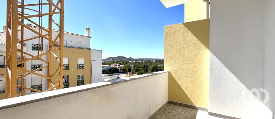 Duplex T2 em Almancil de 94 m²