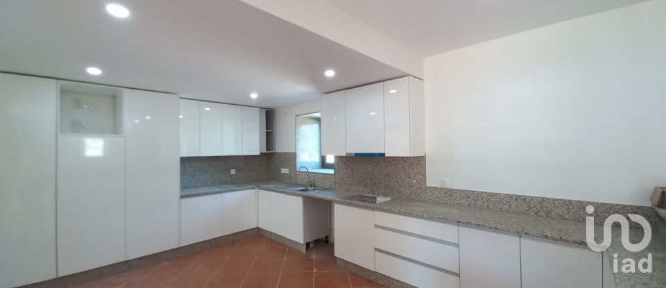 Casa / Villa T3 em Friastelas de 234 m²