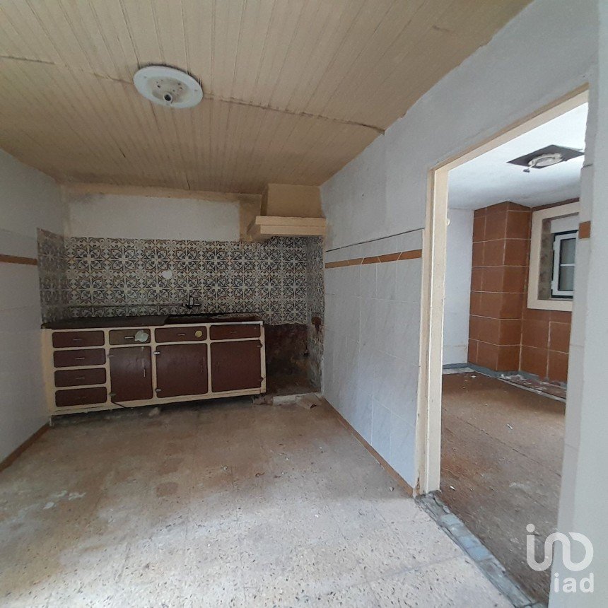 Casa T1 em Granja do Ulmeiro de 36 m²