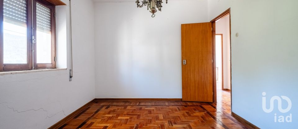 Casa T7 em Lousã e Vilarinho de 255 m²