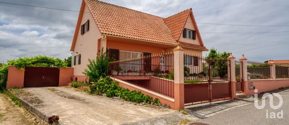 Casa tradicional T5 em Souto da Carpalhosa e Ortigosa de 170 m²