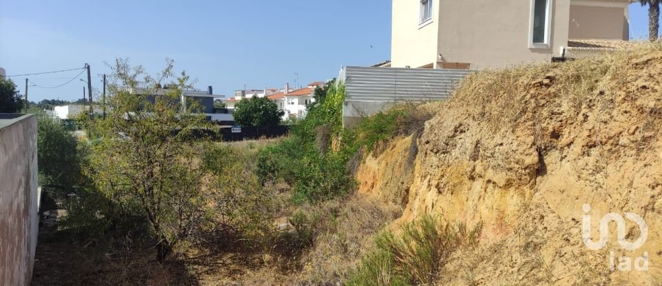 Land in Portimão of 517 m²