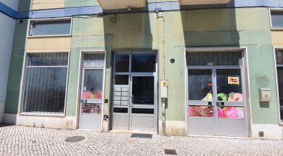 Loja / Estabelecimento Comercial em Cacém e São Marcos de 159 m²