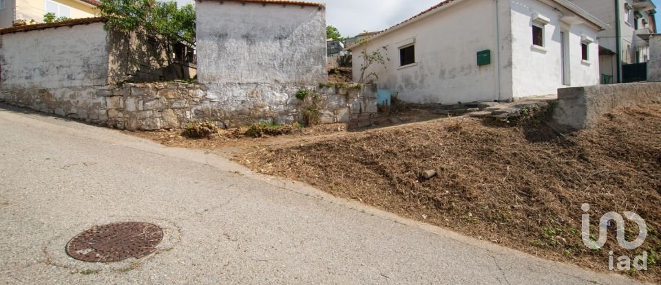 Maison de ville T3 à Eiras E São Paulo De Frades de 77 m²