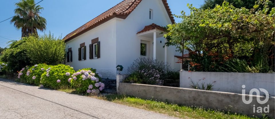 Gîte T3 à Candosa de 222 m²