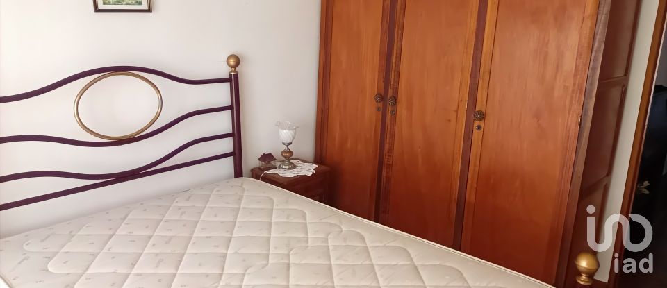 Apartamento T2 em Amora de 96 m²