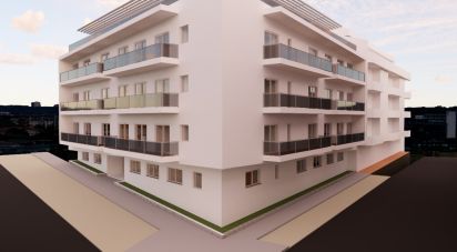 Block of flats in Oliveira De Azeméis, Santiago De Riba-Ul, Ul, Macinhata Da Seixa E Madail of 168 m²