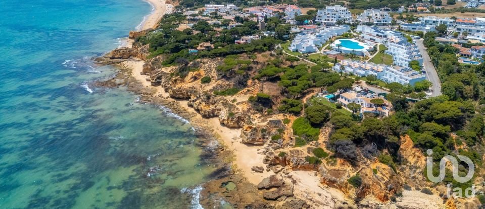 Propriedade T5 em Albufeira e Olhos de Água de 450 m²