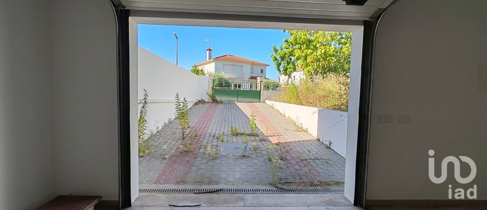 Maison de ville T4 à Pombal de 342 m²