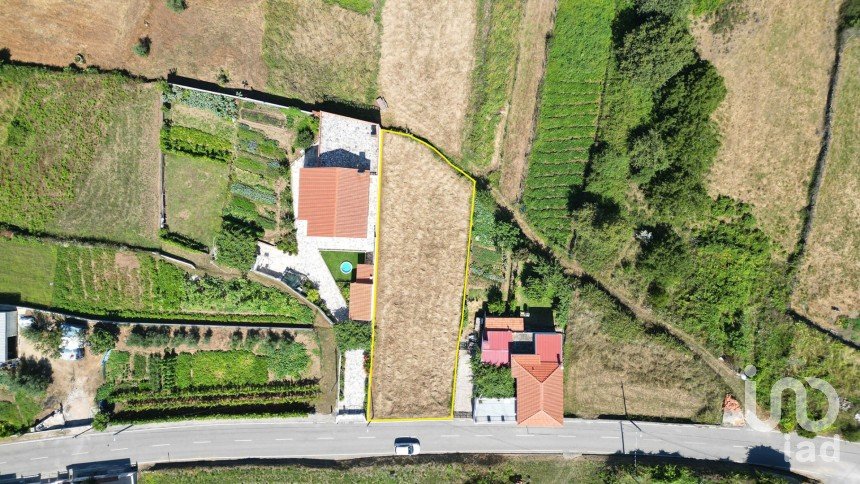 Terrain à bâtir à Vila Nova de 630 m²