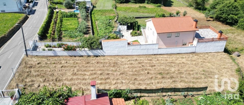 Terrain à bâtir à Vila Nova de 630 m²