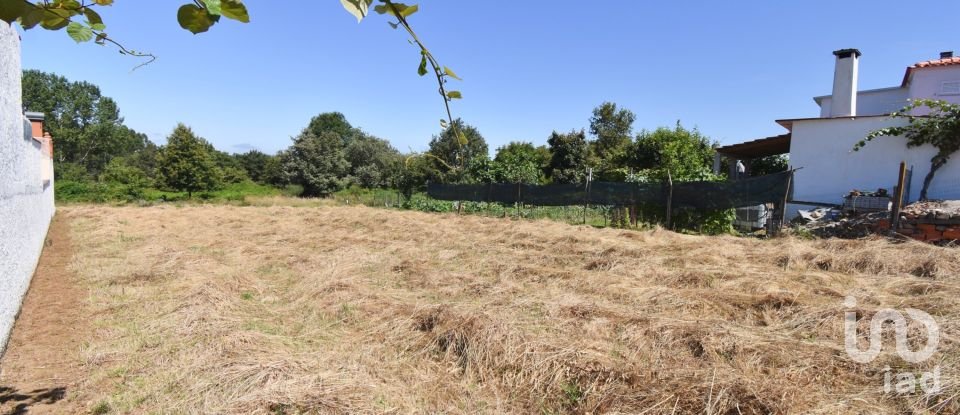 Terreno para construção em Vila Nova de 630 m²