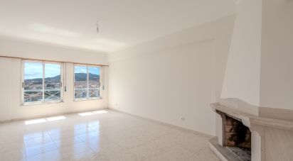 Apartamento T3 em Algueirão-Mem Martins de 108 m²