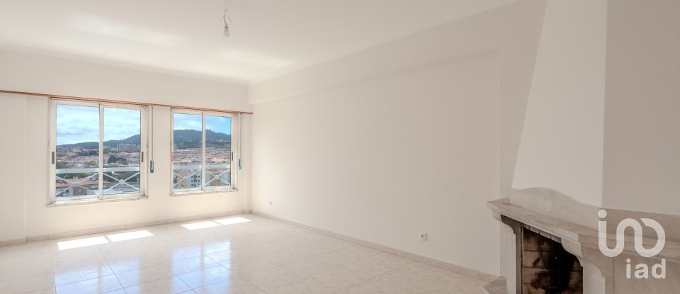 Apartment T3 in Algueirão-Mem Martins of 108 m²