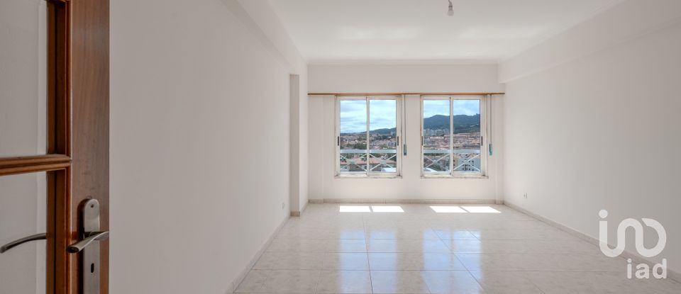 Apartment T3 in Algueirão-Mem Martins of 108 m²