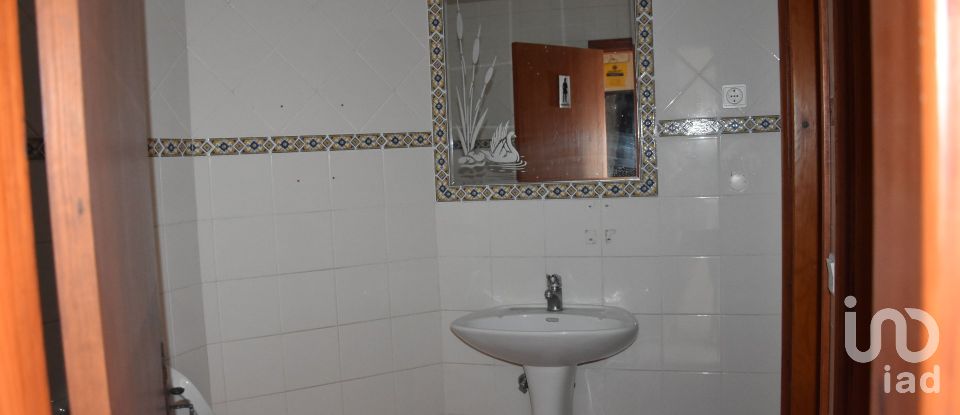 Propriedade T4 em Redinha de 488 m²