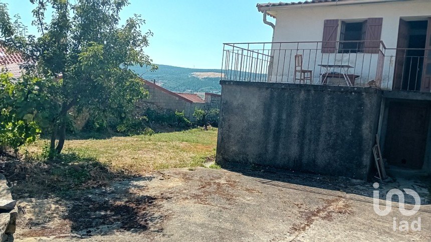 Maison de village T2 à Mogadouro, Valverde, Vale de Porco e Vilar de Rei de 55 m²