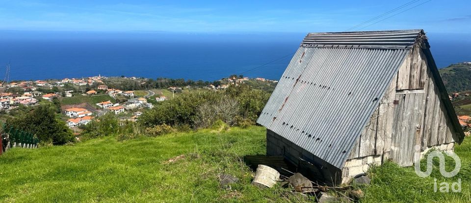 Building land in São Jorge of 1,920 m²