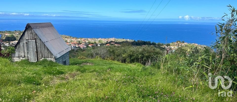 Building land in São Jorge of 1,920 m²