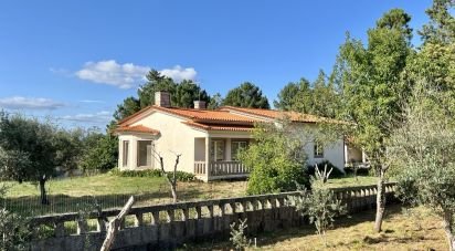 Gîte T3 à Carragozela e Várzea de Meruge de 528 m²