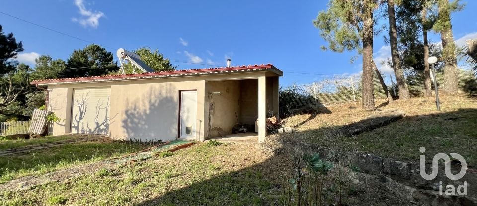 Casa T3 em Carragozela e Várzea de Meruge de 528 m²