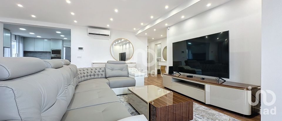 Maison T3 à Funchal (São Pedro) de 196 m²