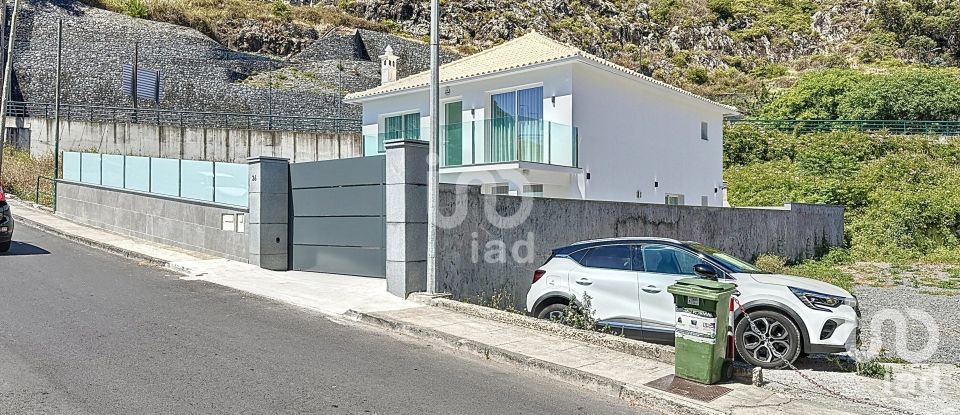 Casa / Villa T4 em Machico de 155 m²