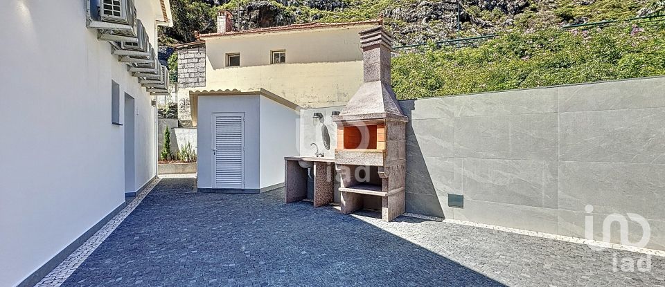 Maison T4 à Machico de 155 m²