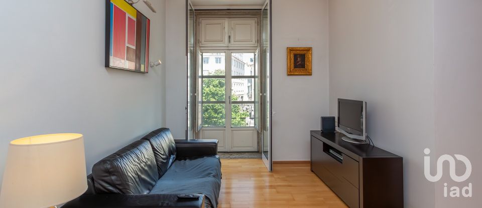 Apartment T2 in Misericórdia of 92 m²