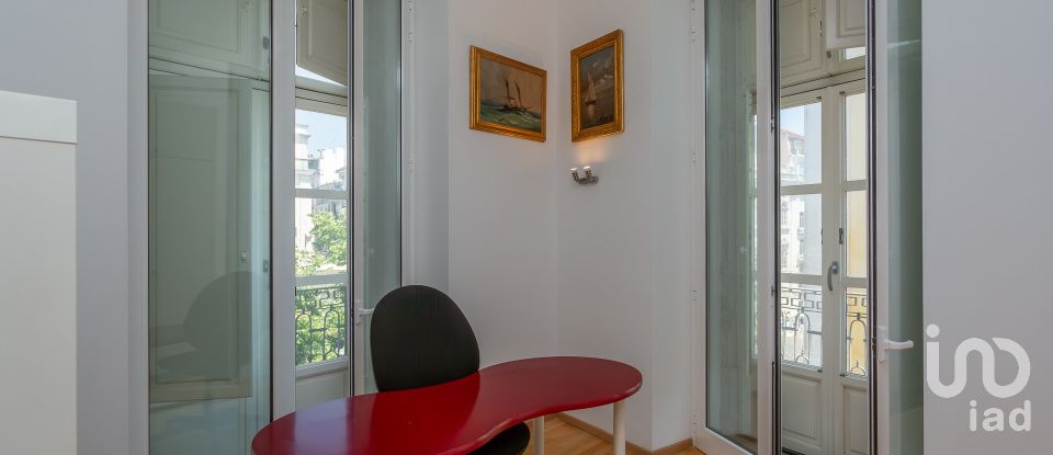 Appartement T2 à Misericórdia de 92 m²