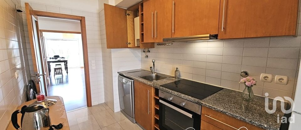 Apartamento T2 em Rosto do Cão (São Roque) de 80 m²