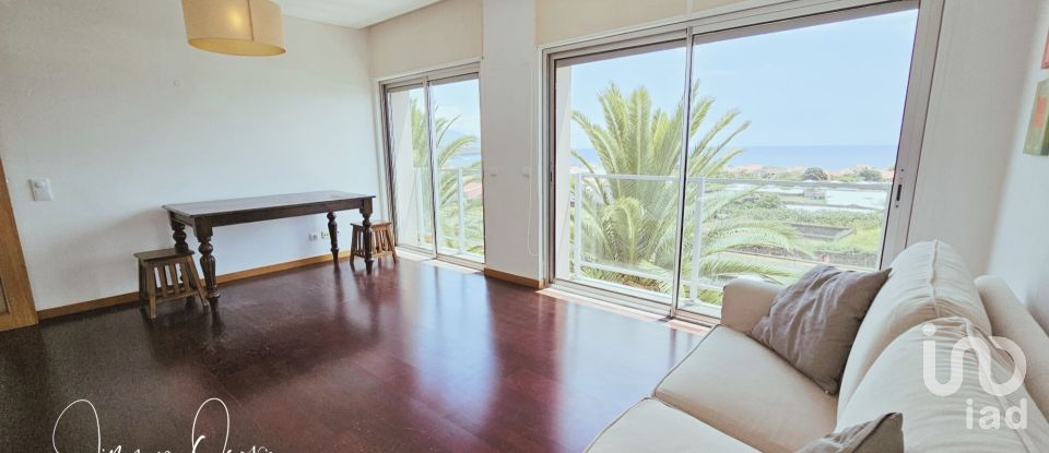 Appartement T2 à Rosto do Cão (São Roque) de 80 m²