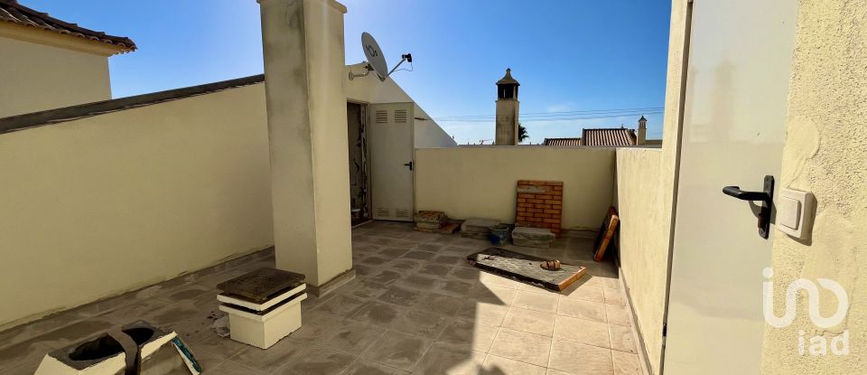 Apartamento T2 em Ferreiras de 97 m²