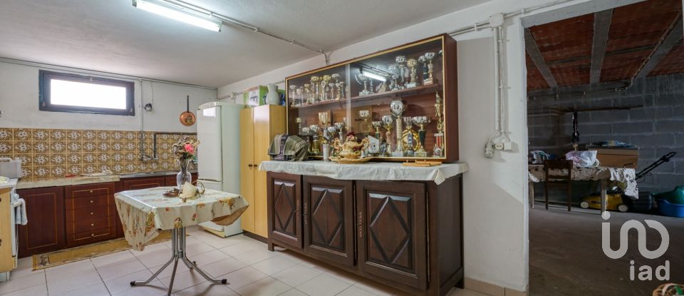 Casa tradicional T5 em Souto da Carpalhosa e Ortigosa de 170 m²