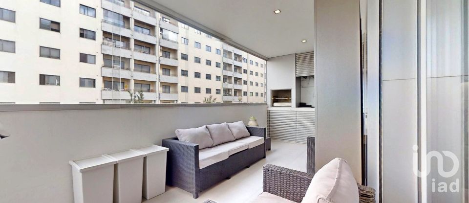 Apartamento T3 em Braga (Maximinos, Sé E Cividade) de 111 m²