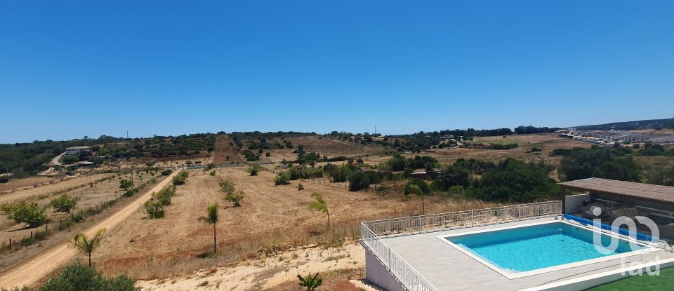 Traditional house T4 in Bensafrim e Barão de São João of 250 m²