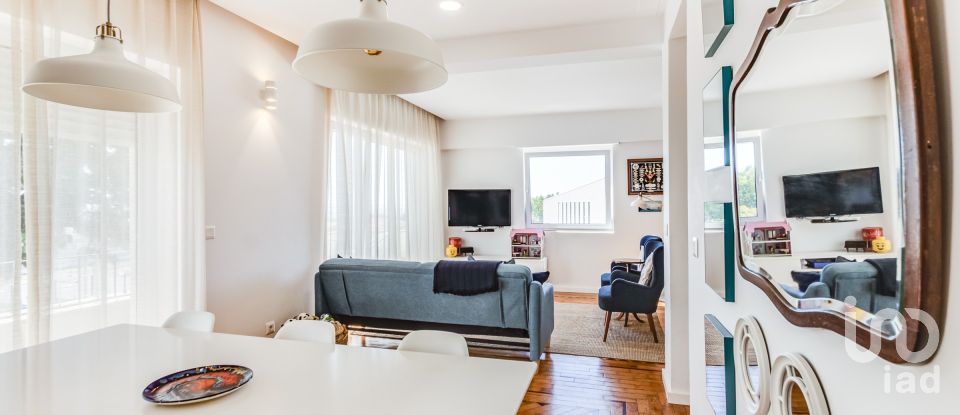 Apartment T3 in Oeiras e São Julião da Barra, Paço de Arcos e Caxias of 142 m²