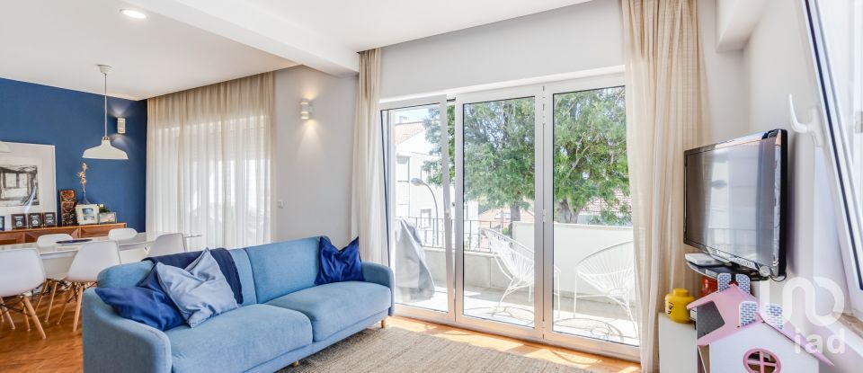 Apartment T3 in Oeiras e São Julião da Barra, Paço de Arcos e Caxias of 142 m²