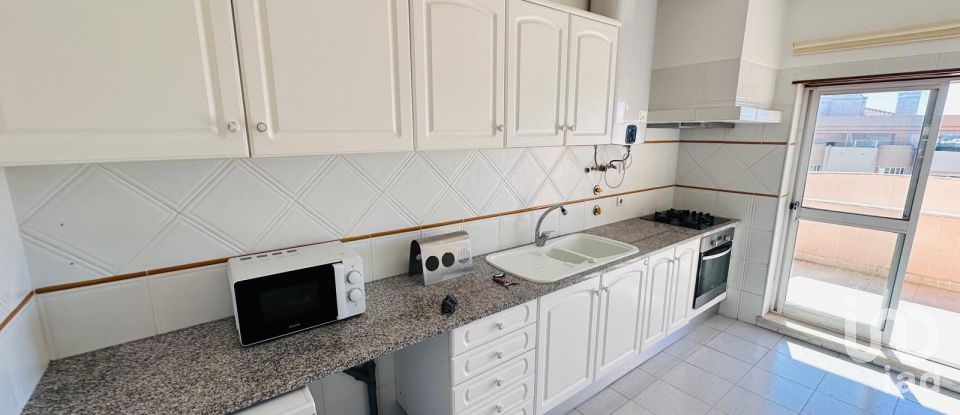 Apartamento T1 em Santarém (Marvila), Santa Iria Da Ribeira De Santarém, Santarém (São Salvador) E Santarém (São Nicolau) de 67 m²