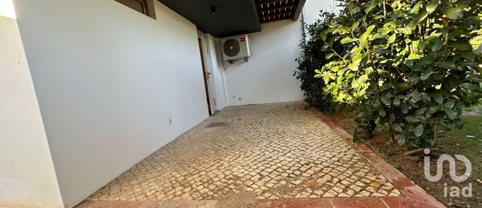 House T2 in Alcantarilha e Pêra of 97 m²