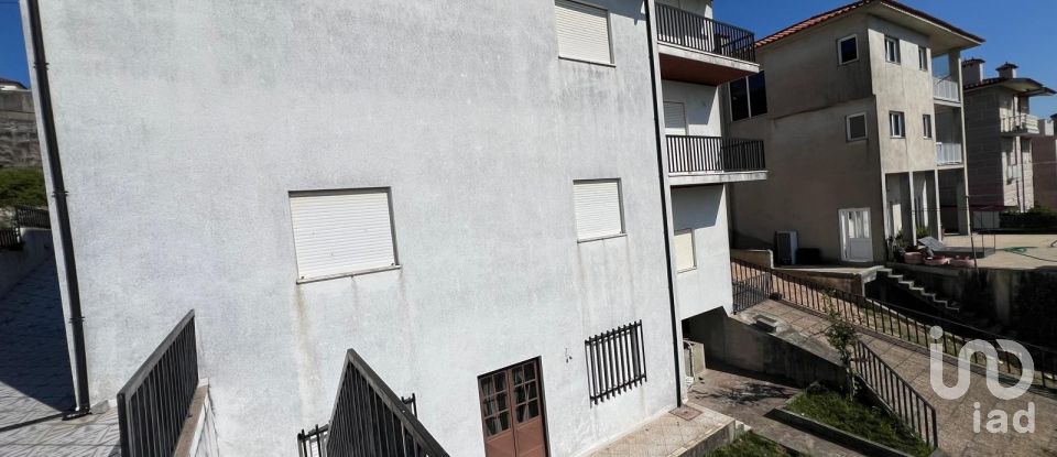 Mansion T3 in Figueiró (Santiago e Santa Cristina) of 325 m²