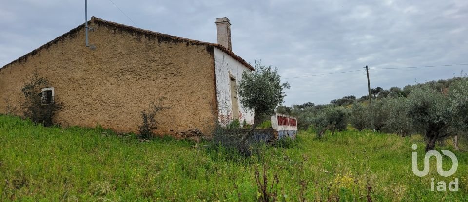 Maison de campagne T3 à Alandroal (Nossa Senhora Da Conceição), São Brás Dos Matos (Mina Do Bugalho) E Juromenha (Nossa Senhora Do Loreto) de 97 m²