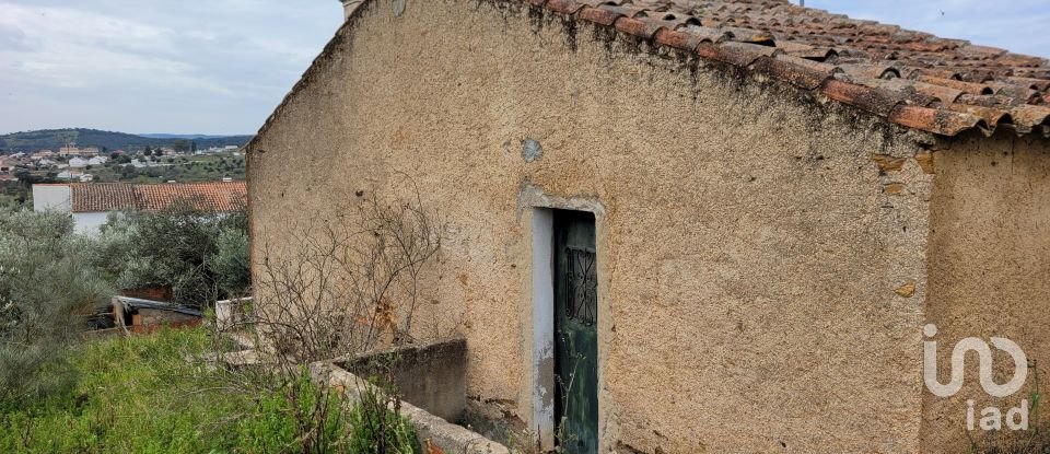 Maison de campagne T3 à Alandroal (Nossa Senhora Da Conceição), São Brás Dos Matos (Mina Do Bugalho) E Juromenha (Nossa Senhora Do Loreto) de 97 m²