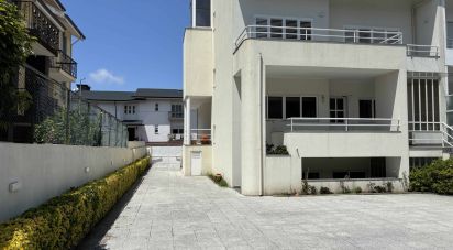 Maison T4 à São Mamede de Infesta e Senhora da Hora de 335 m²