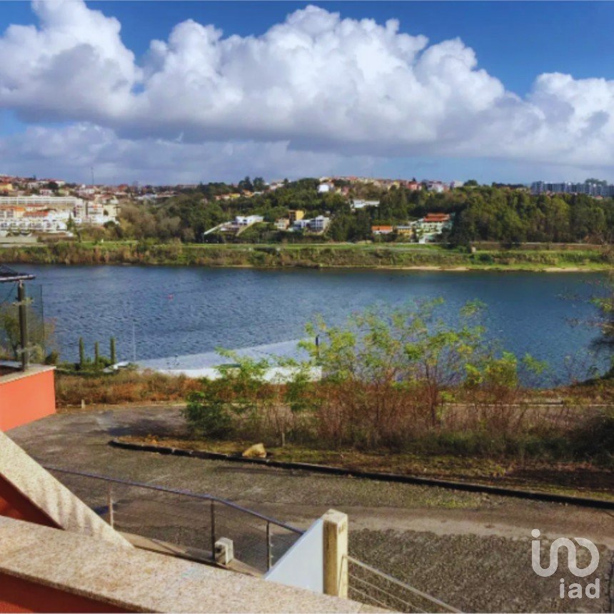 Gîte T4 à Oliveira do Douro de 240 m²