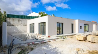 Casa T3 em Lourinhã e Atalaia de 145 m²