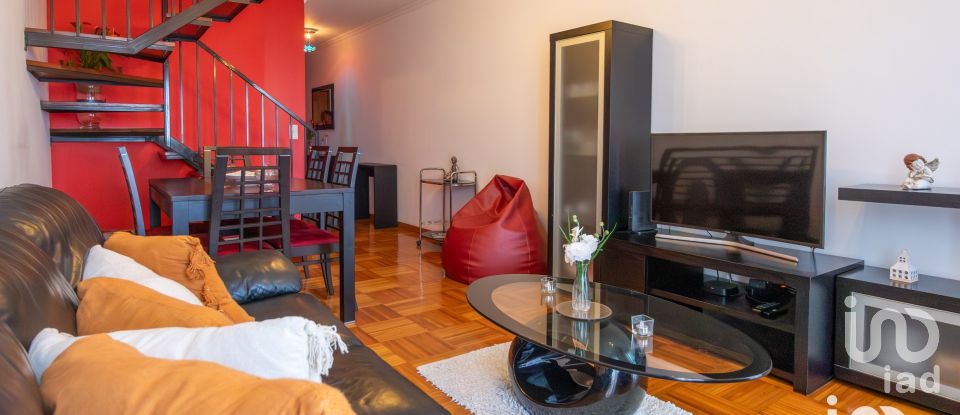 Apartamento T2 em São Martinho de 83 m²