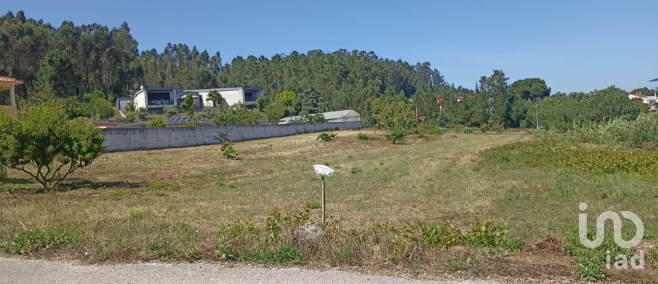 Terrain à Milagres de 2 072 m²