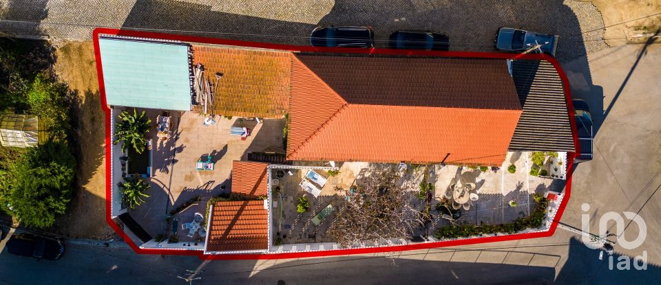 Maison de campagne T5 à Cela de 462 m²